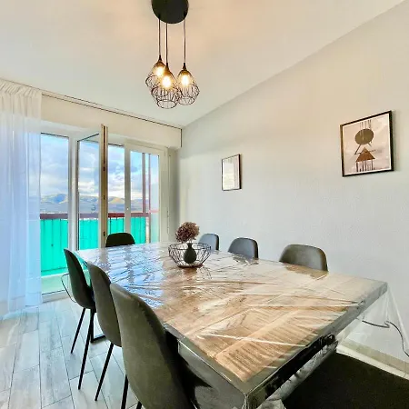 Appartement - La Cigogne - Balcon - Vue Dégagée - Netflix - Wifi Fibre - Parking Gratuit - Quartier Populaire *