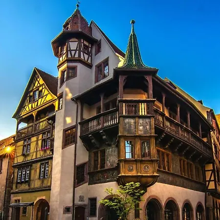 La Cigogne: Balcony Retreat With Netflix And Free Parking Colmar