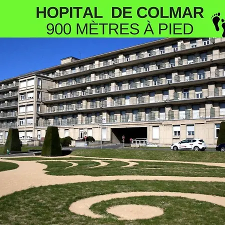 Apartment La Cigogne: Balcony Retreat With Netflix And Free Parking