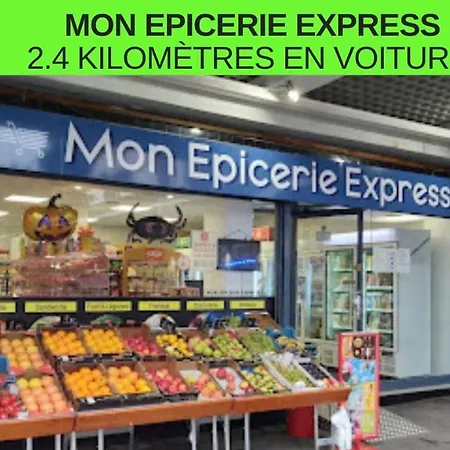 Апартаменты - La Cigogne - Balcon - Vue Degagee - Netflix - Wifi Fibre - Parking Gratuit - Quartier Populaire Кольмар