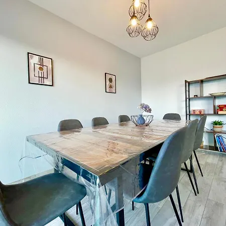 - La Cigogne - Balcon - Vue Dégagée - Netflix - Wifi Fibre - Parking Gratuit - Quartier Populaire * Colmar