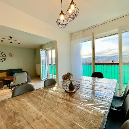 Appartement - La Cigogne - Balcon - Vue Dégagée - Netflix - Wifi Fibre - Parking Gratuit - Quartier Populaire *
