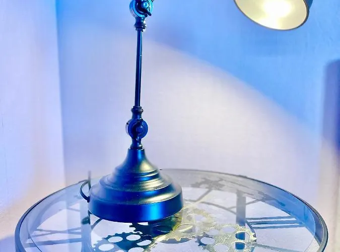 La Cigogne: Balcony Retreat With Netflix And Free Parking Colmar