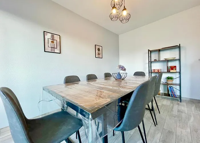 La Cigogne: Balcony Retreat With Netflix And Free Parking * Colmar